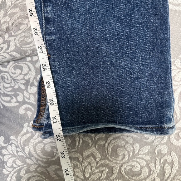 Express Jeans Womens 8R Skyscraper Mid Rise Boot Cut Medium Wash Blue EEUC$80 - Picture 8 of 11